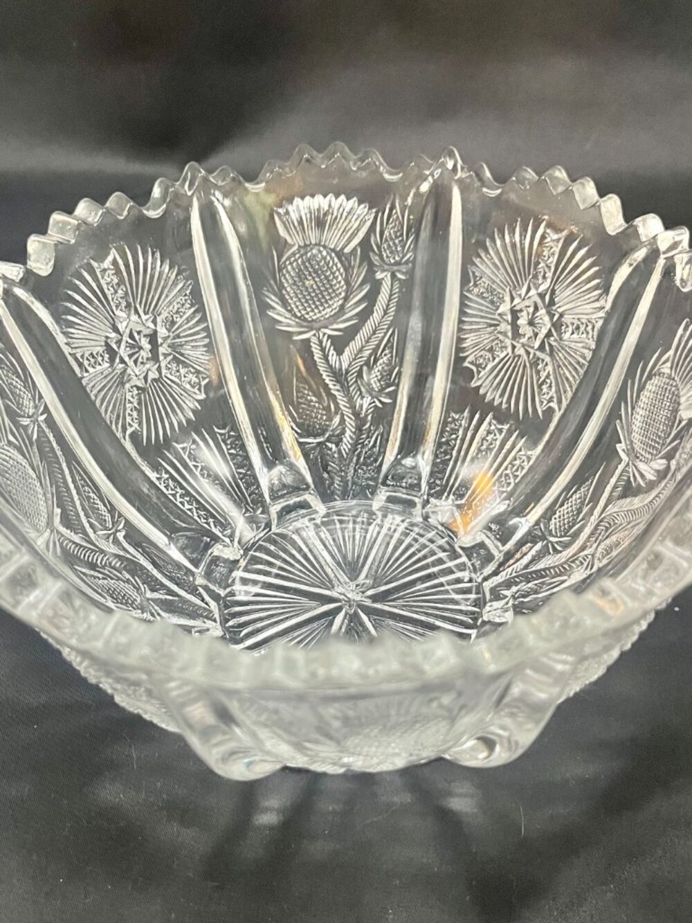Antique Early American Pressed Glass “Paneled Thistle” (Delta) Pattern Bowl
